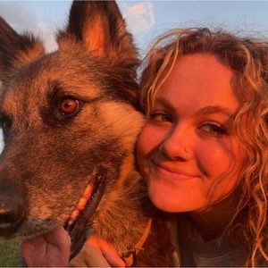 Meet your Posher, Brooke